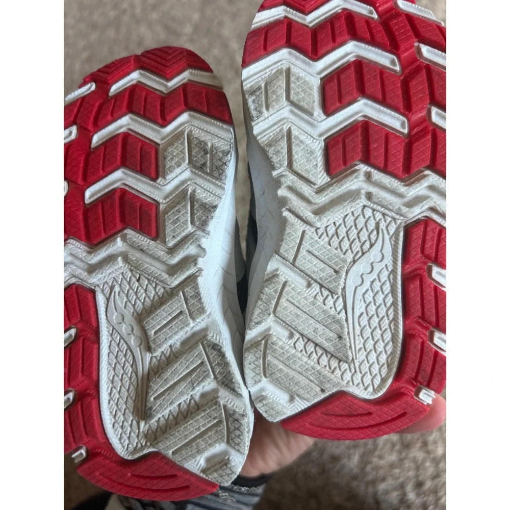Saucony‎  Share Ride Jr Sneaker Navy/Gray/Red SZ 5